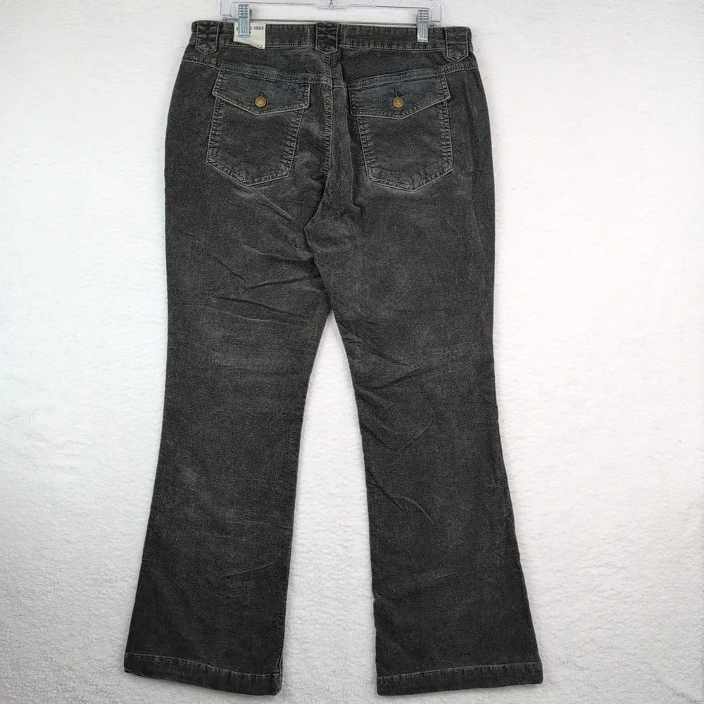 NWT Free People We The Free Flora Bootcut Corduroy Pants Womens 32 Vintage Green